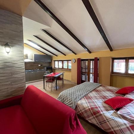 'La Buffa', Elegante Appartamento A Giaveno By Confirenthouse Ngoại thất bức ảnh